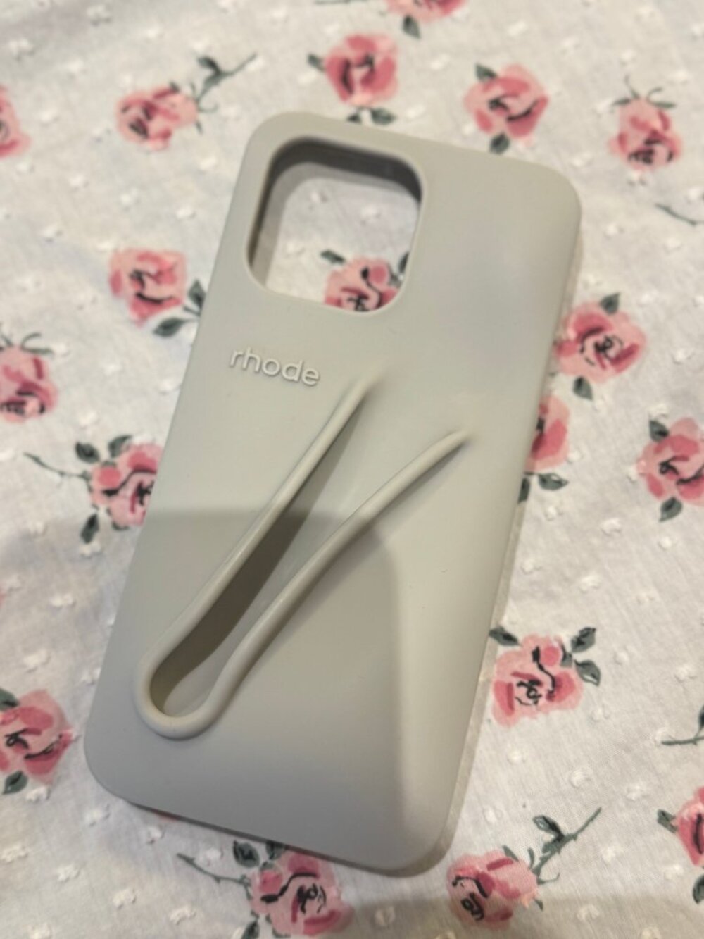 Rhode Lip Case iPhone 15 Pro Max — Grey
